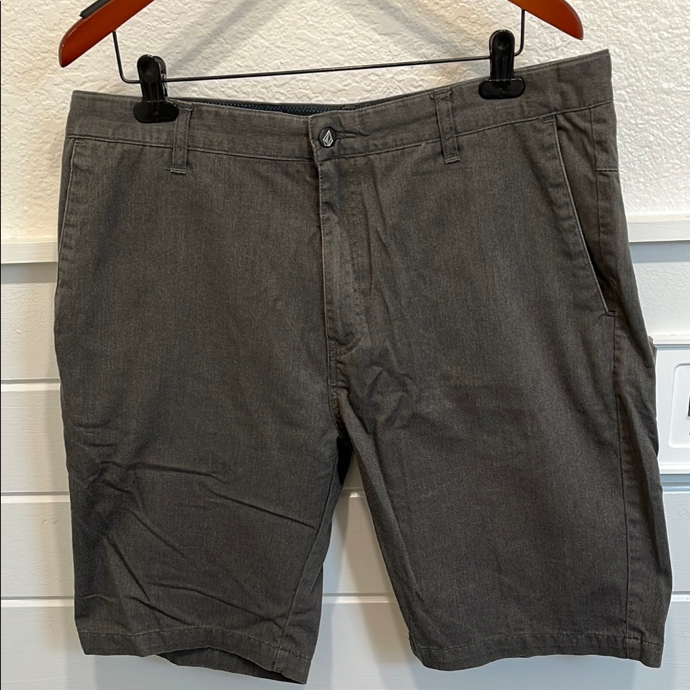 Volcom Gray Flat Front Shorts Casual Style